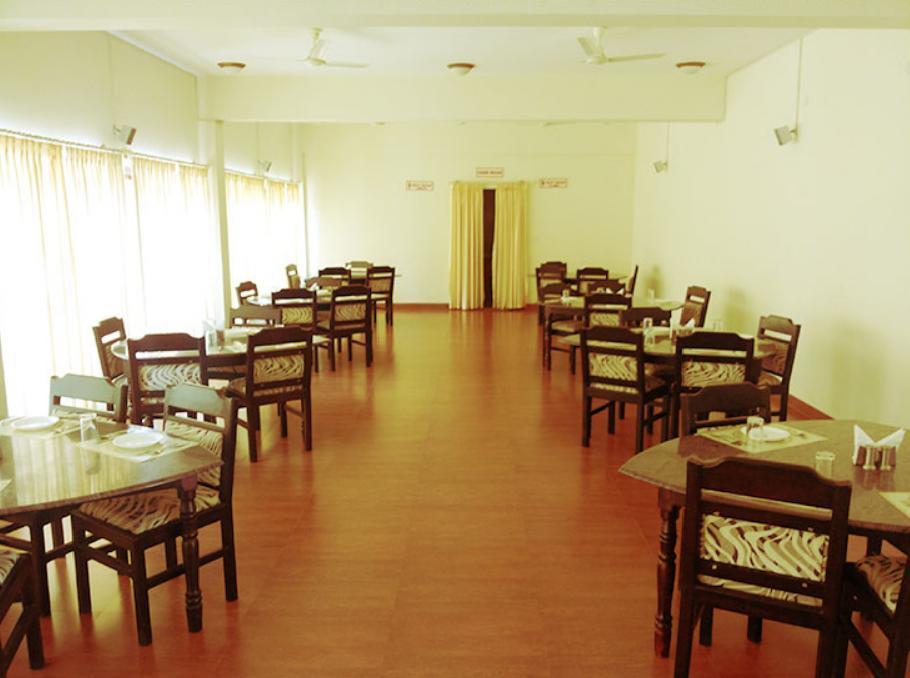 Gonikoppal Palm Valley Resort מראה חיצוני תמונה